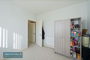 Bedroom- click for photo gallery